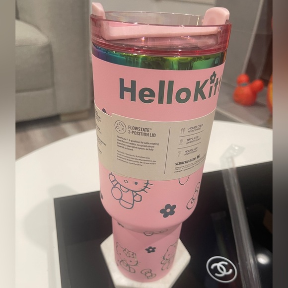 Unisex Stanley Hello Kitty Pink Magenta 40oz Quencher H2.0 Tumbler - Picture 5 of 14